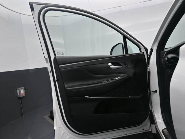 used 2023 Hyundai Santa Fe car, priced at $30,995