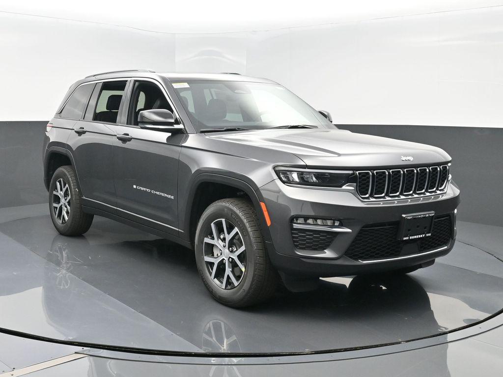 new 2025 Jeep Grand Cherokee car, priced at $46,510