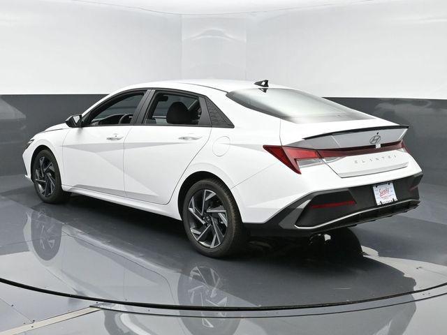 new 2025 Hyundai Elantra car, priced at $25,175