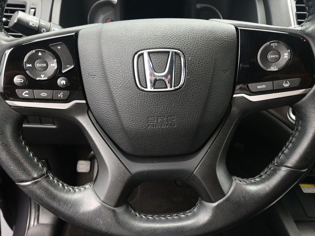 used 2022 Honda Pilot car, priced at $28,695