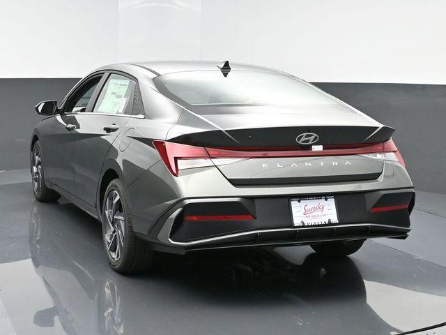 new 2025 Hyundai Elantra car, priced at $27,290