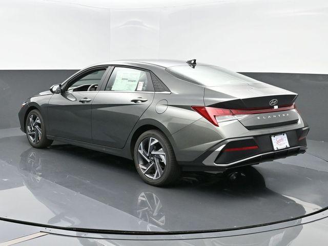 new 2025 Hyundai Elantra car, priced at $27,290