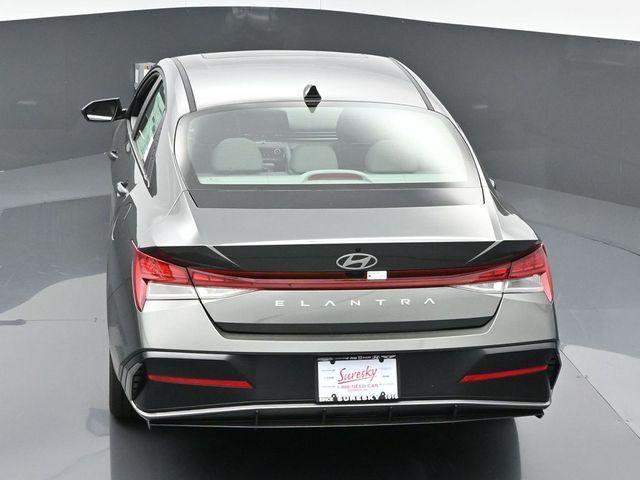 new 2025 Hyundai Elantra car, priced at $27,290