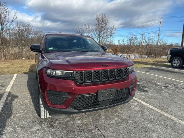 used 2023 Jeep Grand Cherokee car, priced at $35,630