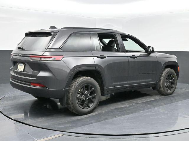 new 2025 Jeep Grand Cherokee car, priced at $46,955