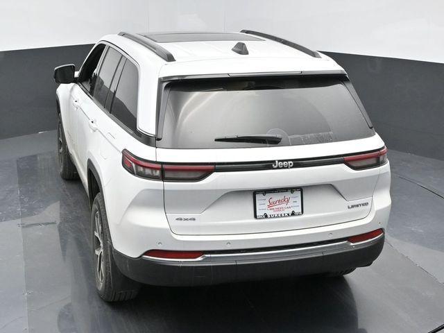 new 2025 Jeep Grand Cherokee car, priced at $49,640