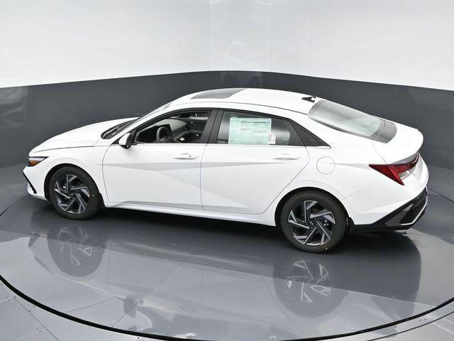 new 2025 Hyundai Elantra car, priced at $27,735