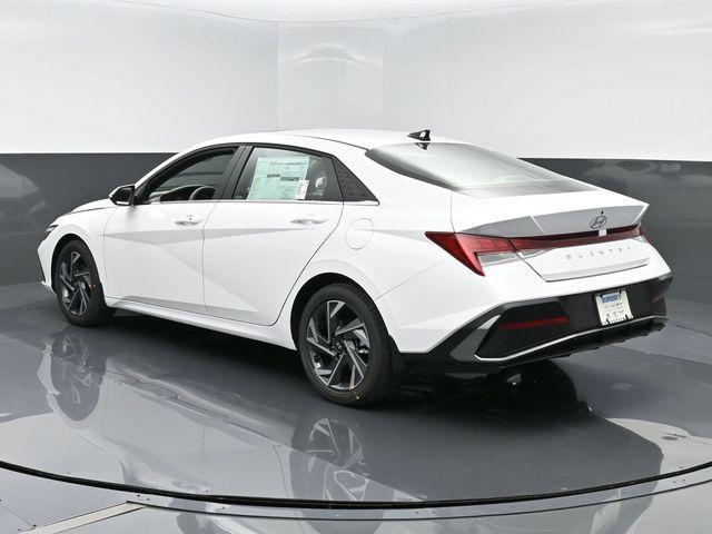 new 2025 Hyundai Elantra car, priced at $27,735