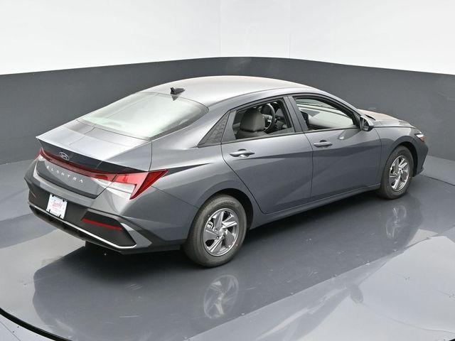 new 2025 Hyundai Elantra car, priced at $23,025