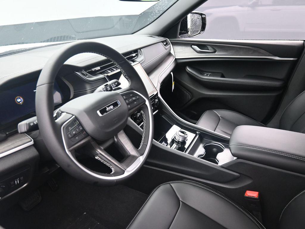 new 2025 Jeep Grand Cherokee L car, priced at $51,740