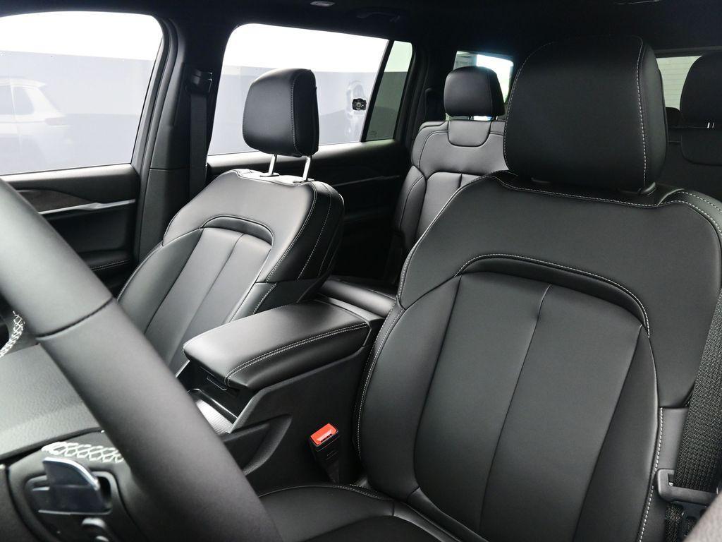 new 2025 Jeep Grand Cherokee L car, priced at $48,535