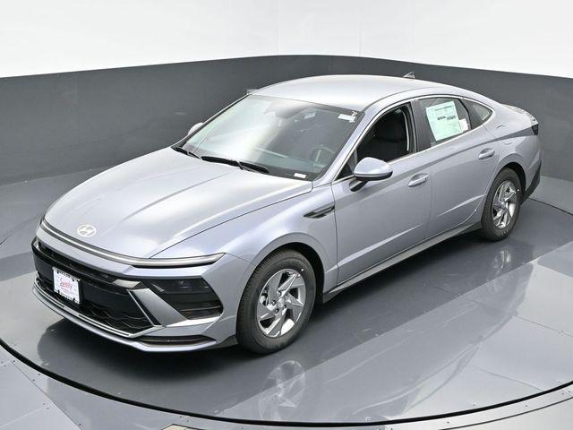 new 2025 Hyundai Sonata car, priced at $27,800