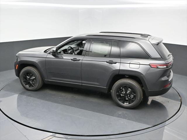 new 2025 Jeep Grand Cherokee car, priced at $46,730