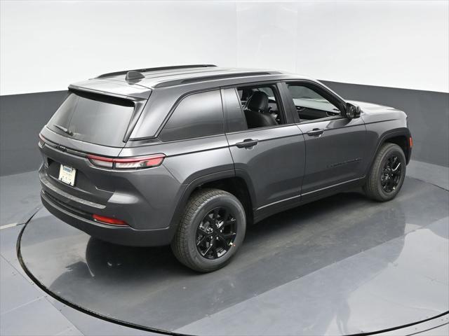 new 2025 Jeep Grand Cherokee car, priced at $46,730