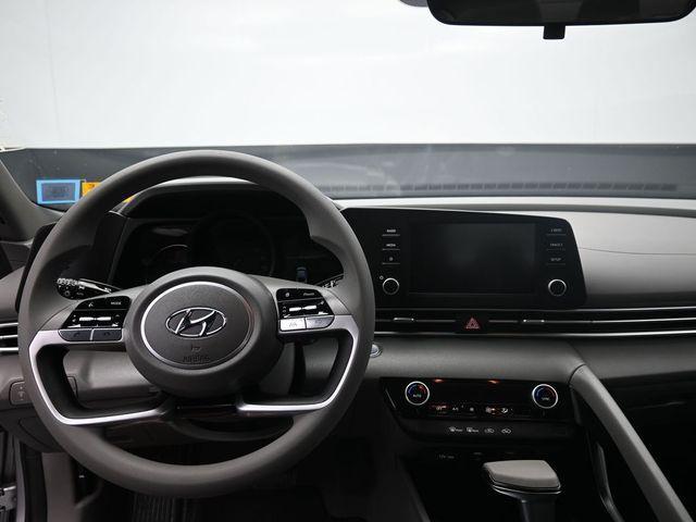 used 2022 Hyundai Elantra car