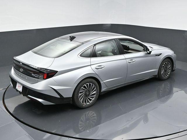 new 2024 Hyundai Sonata Hybrid car, priced at $38,000