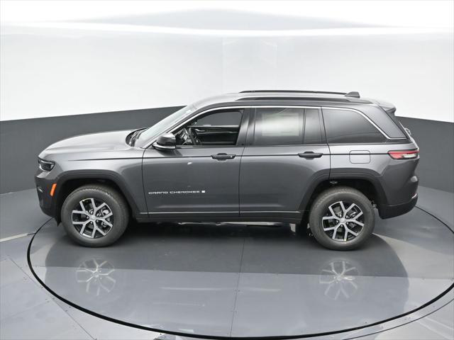 new 2025 Jeep Grand Cherokee car, priced at $43,881