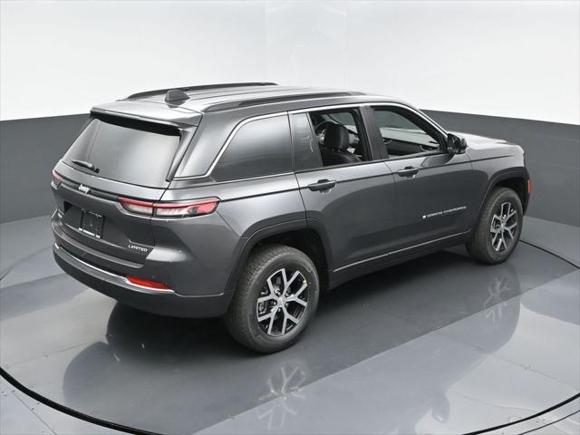 new 2025 Jeep Grand Cherokee car, priced at $43,881