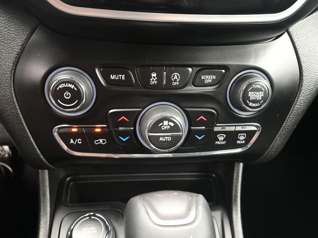 used 2019 Jeep Cherokee car, priced at $18,500