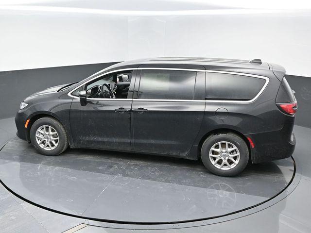 new 2025 Chrysler Pacifica car, priced at $44,145