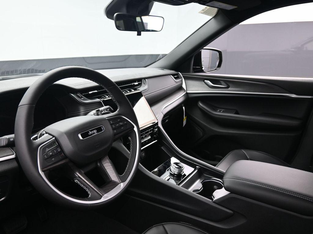 new 2025 Jeep Grand Cherokee L car, priced at $50,785
