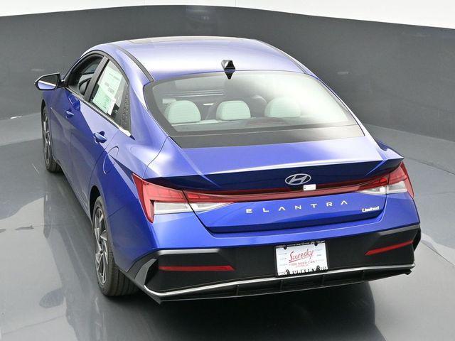 new 2025 Hyundai Elantra car, priced at $28,290