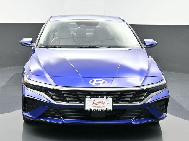 new 2025 Hyundai Elantra car, priced at $28,290