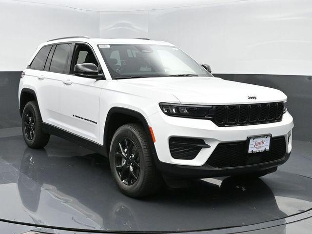 new 2024 Jeep Grand Cherokee car, priced at $46,000