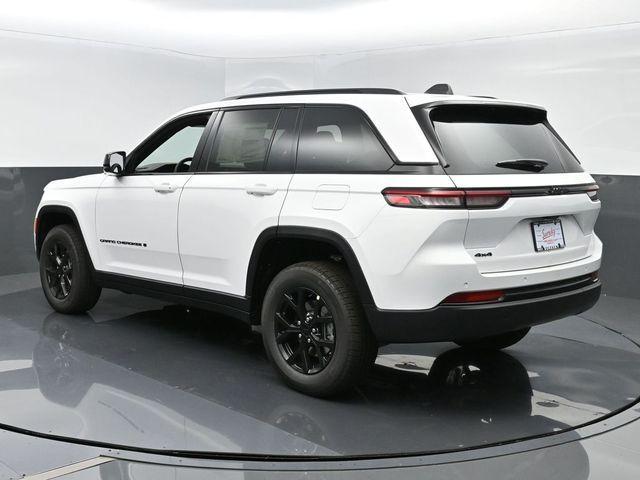 new 2024 Jeep Grand Cherokee car, priced at $46,000