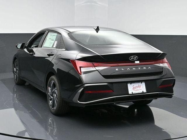 new 2025 Hyundai Elantra car, priced at $27,235