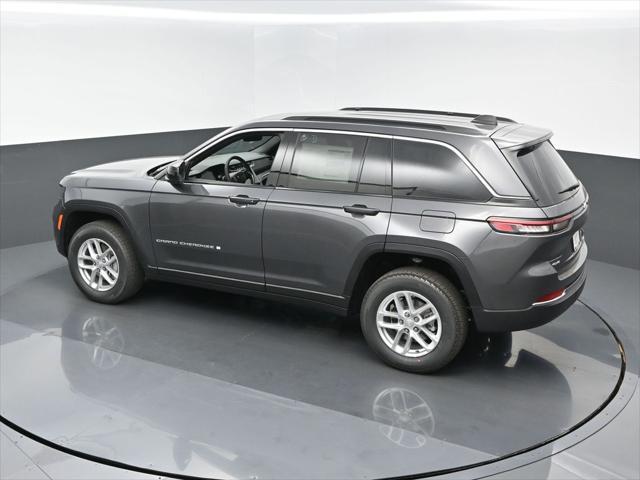 new 2025 Jeep Grand Cherokee car, priced at $42,767