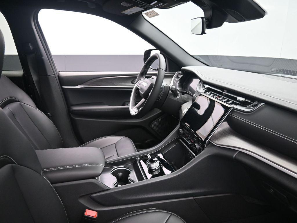 new 2025 Jeep Grand Cherokee L car, priced at $50,035