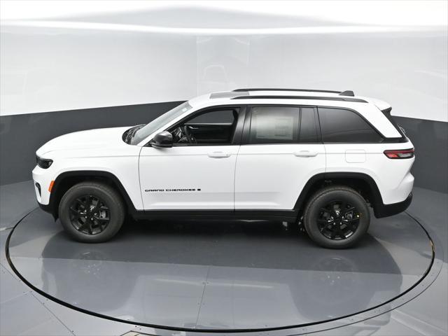 new 2025 Jeep Grand Cherokee car, priced at $46,135