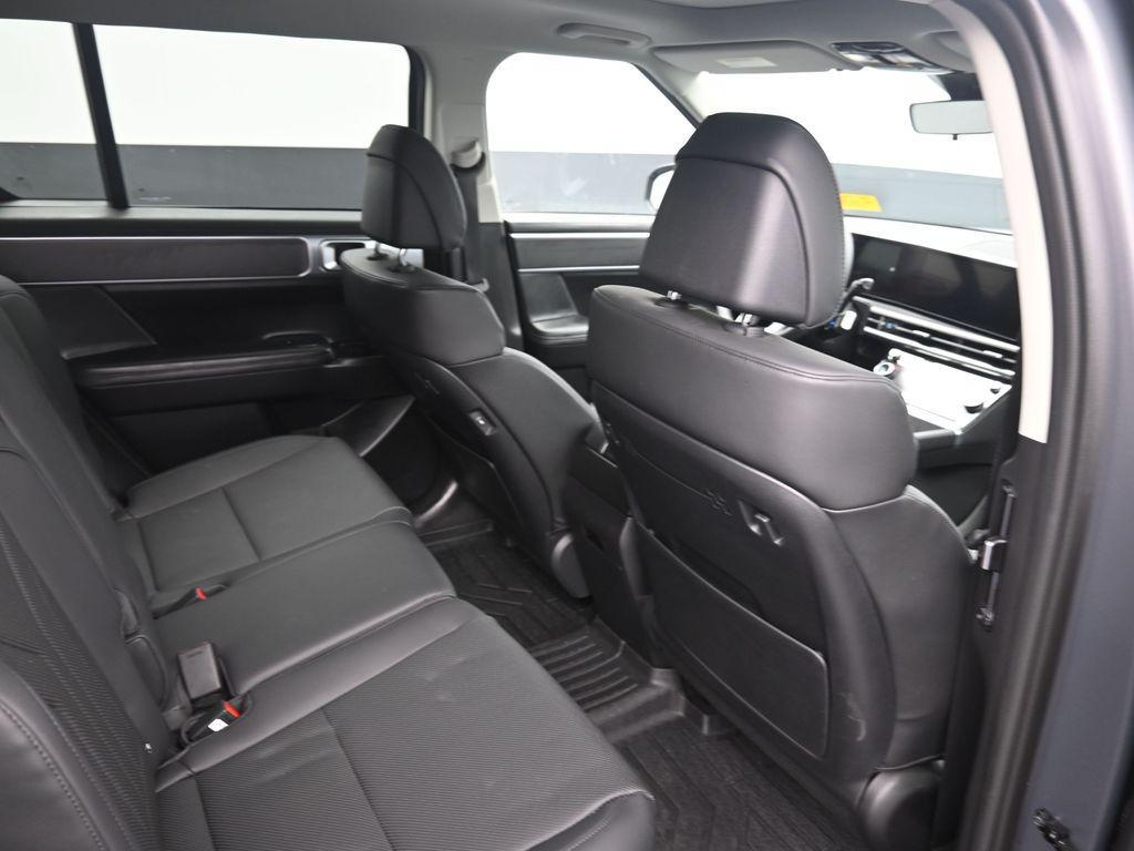 used 2025 Hyundai Santa Fe car, priced at $36,995