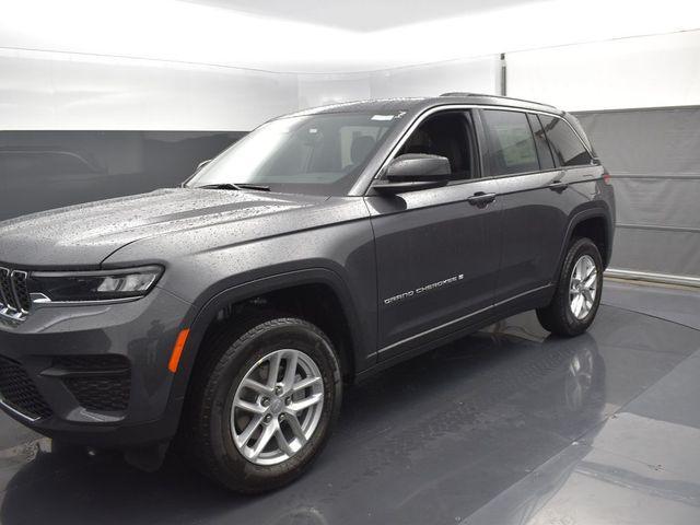 new 2024 Jeep Grand Cherokee car, priced at $41,500