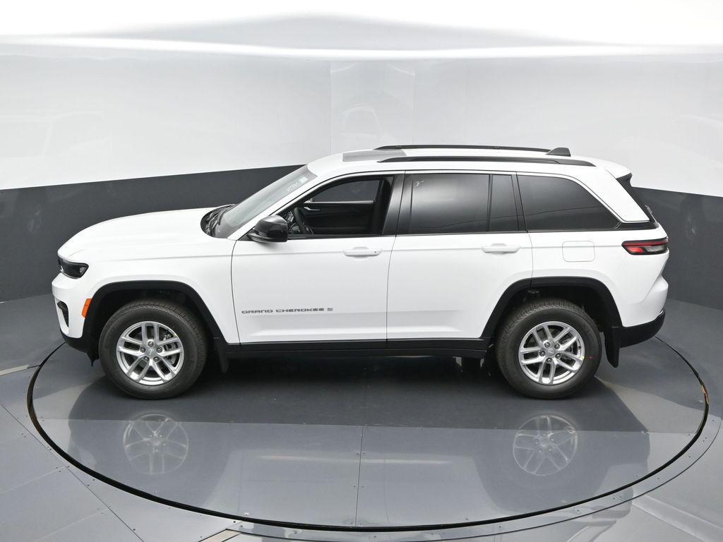 new 2025 Jeep Grand Cherokee car, priced at $41,750