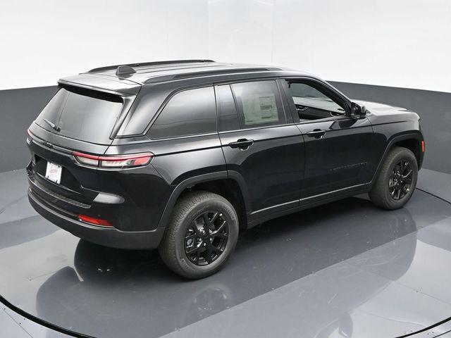 new 2025 Jeep Grand Cherokee car, priced at $46,530