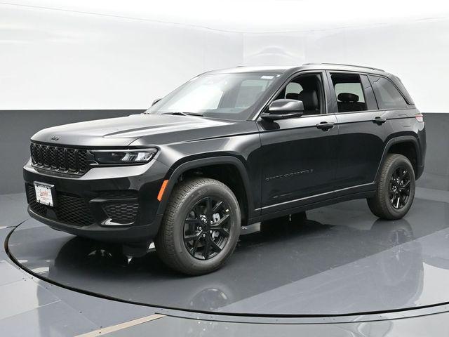 new 2025 Jeep Grand Cherokee car, priced at $46,530