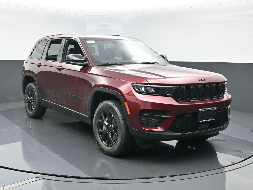 new 2025 Jeep Grand Cherokee car, priced at $43,230