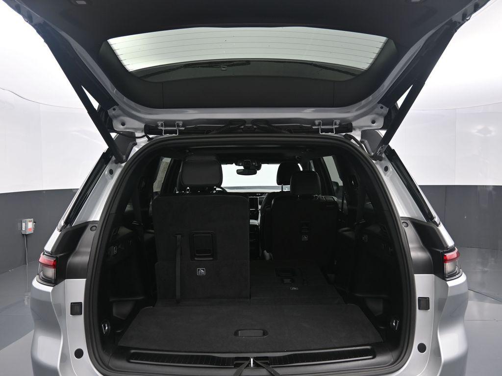 used 2024 Jeep Grand Cherokee L car, priced at $36,995