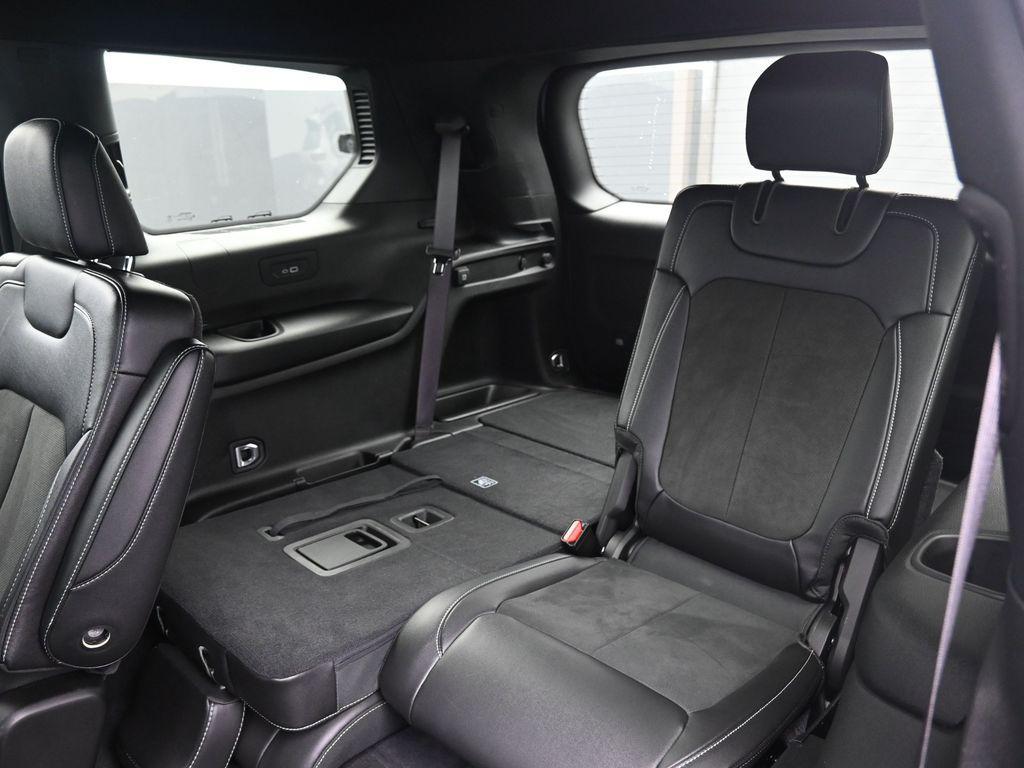used 2024 Jeep Grand Cherokee L car, priced at $36,995
