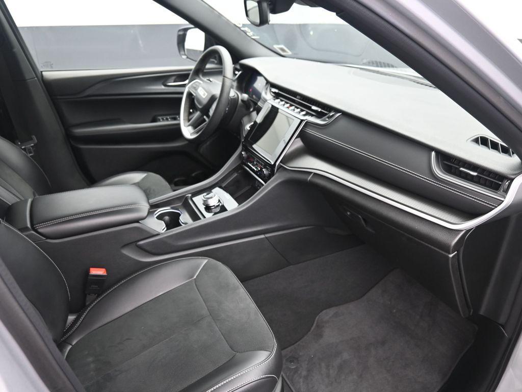used 2024 Jeep Grand Cherokee L car, priced at $36,995