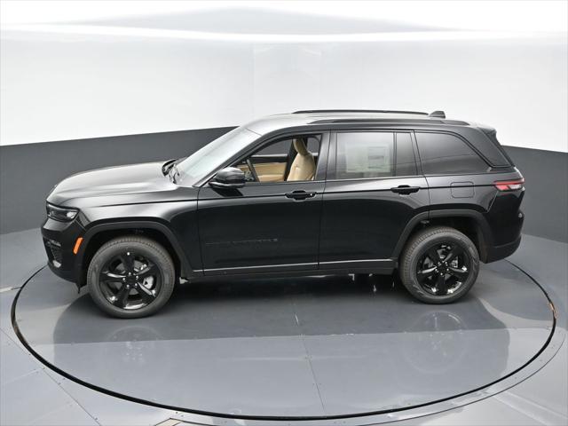 new 2025 Jeep Grand Cherokee car, priced at $47,606