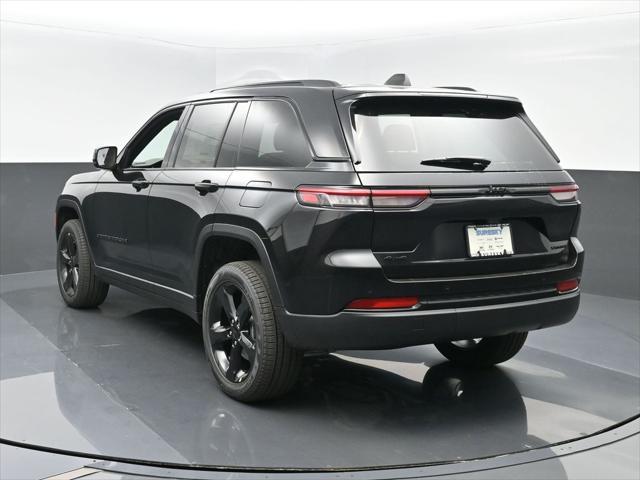 new 2025 Jeep Grand Cherokee car, priced at $47,606