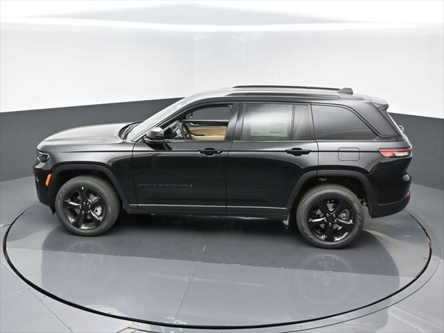 new 2025 Jeep Grand Cherokee car, priced at $47,606