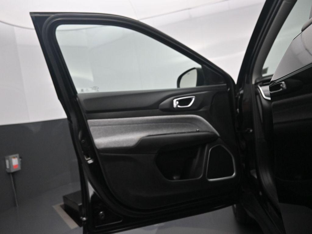 used 2022 Jeep Compass car, priced at $20,795