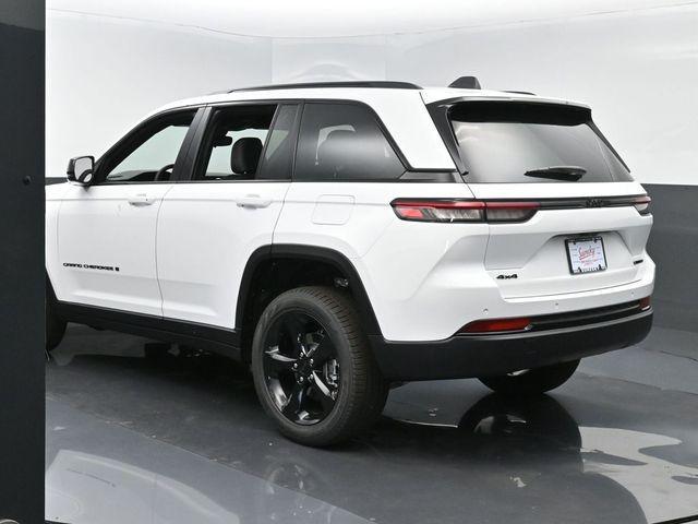 new 2024 Jeep Grand Cherokee car, priced at $50,500