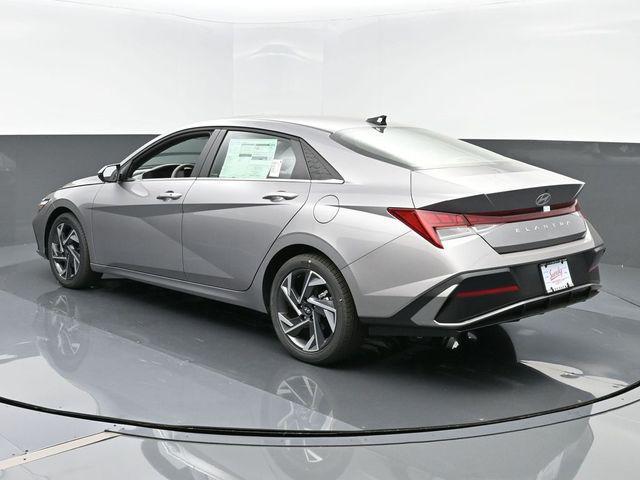 new 2025 Hyundai Elantra car, priced at $27,240