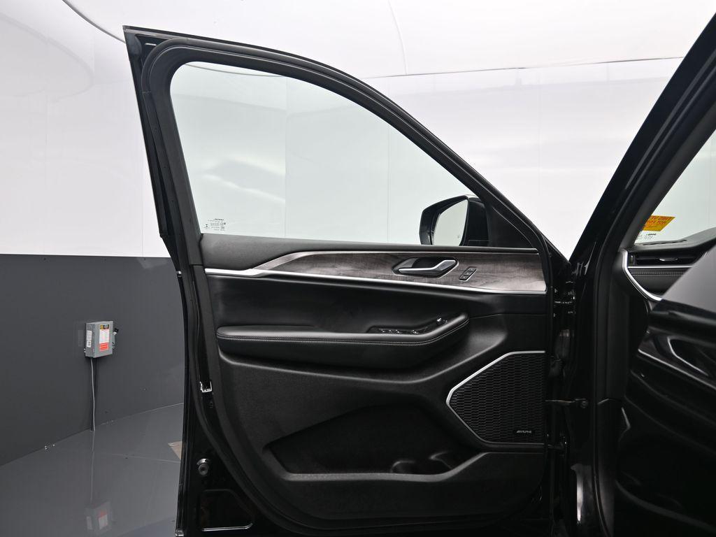 used 2022 Jeep Grand Cherokee L car, priced at $29,995