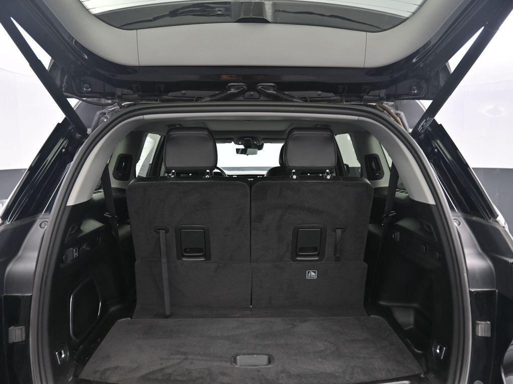 used 2022 Jeep Grand Cherokee L car, priced at $29,995
